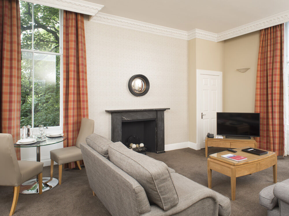 Fountain Court Apartments - Royal Garden Эдинбург Интерьер фото